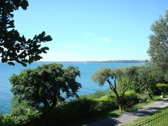 Sereno Camping Holiday Moniga del Garda Ngoại thất bức ảnh