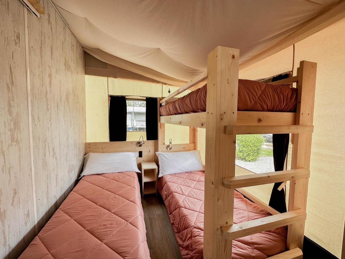 Sereno Camping Holiday Moniga del Garda Ngoại thất bức ảnh