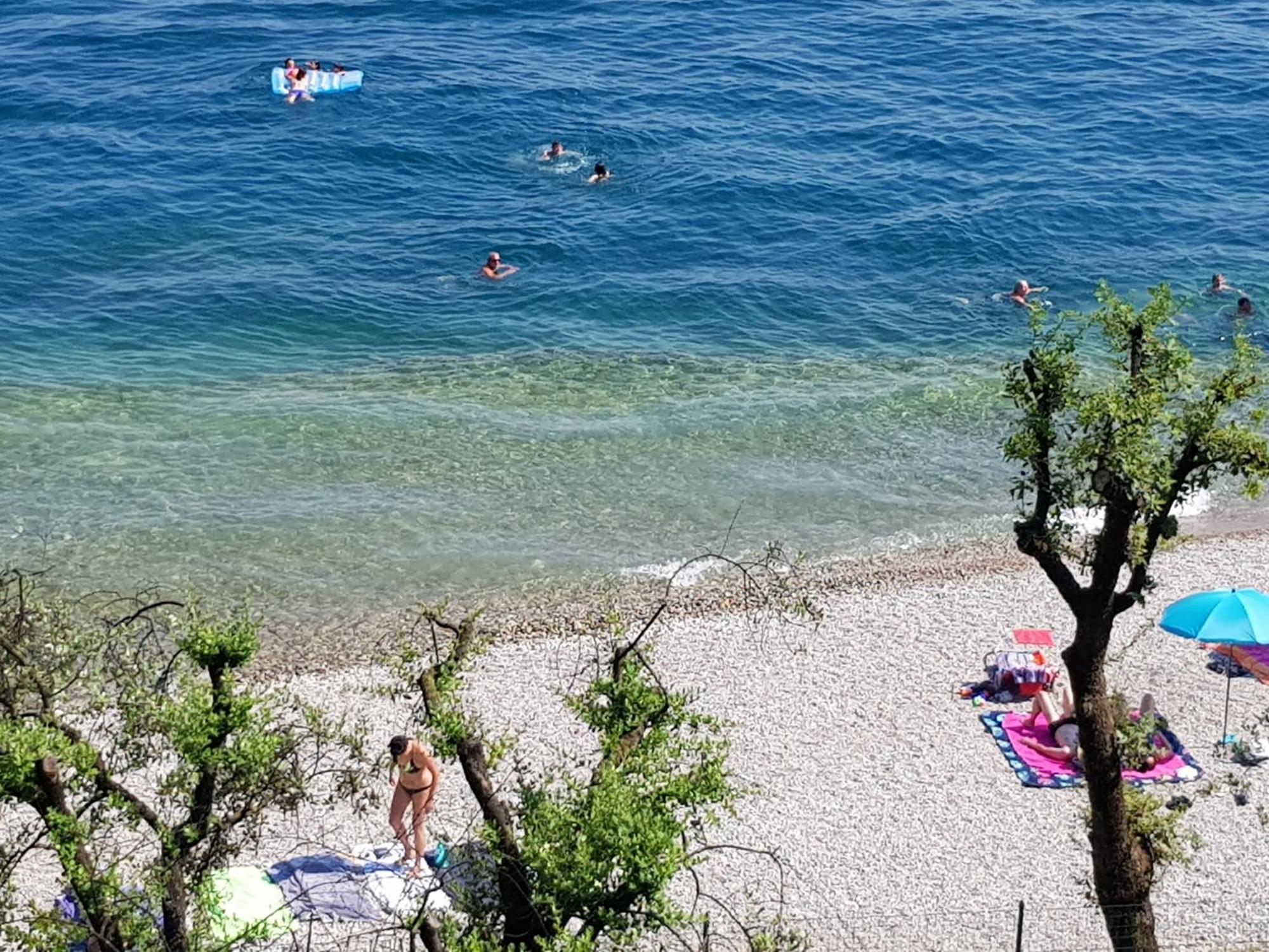 Sereno Camping Holiday Moniga del Garda Ngoại thất bức ảnh