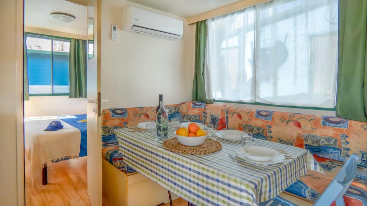 Sereno Camping Holiday Moniga del Garda Ngoại thất bức ảnh