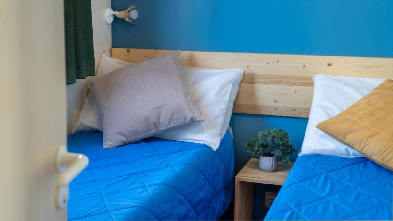 Sereno Camping Holiday Moniga del Garda Ngoại thất bức ảnh